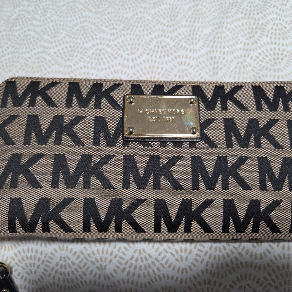 Michael Kors Black and Tan Logo Pouch